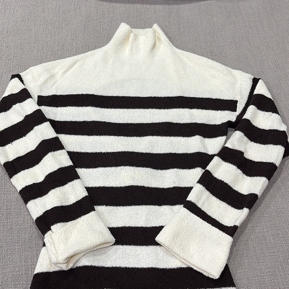 Nanushka Lola Dress in Stripe Creme & Brown Sleeve Mini Sweater Sz M - Picture 3 of 8